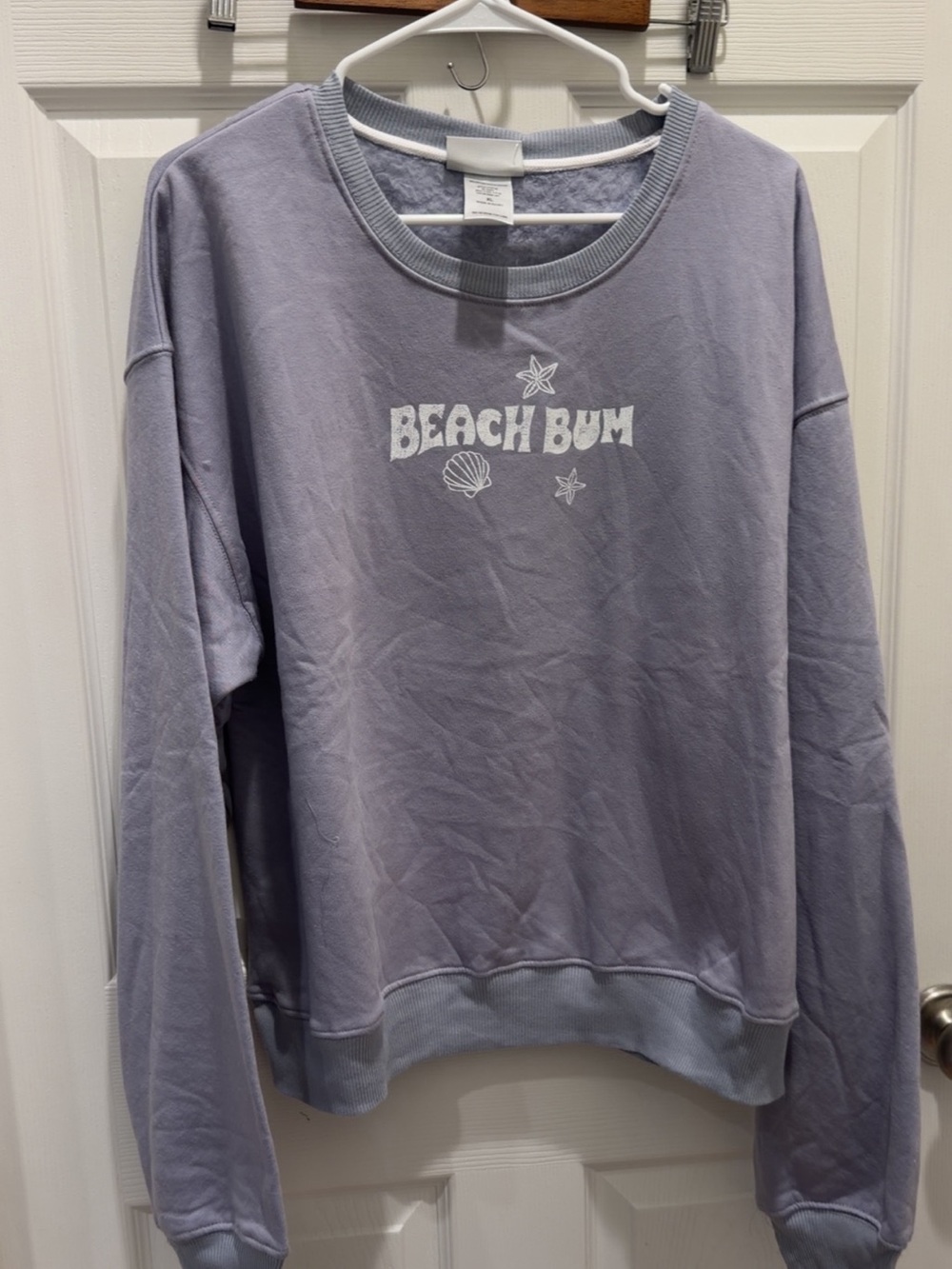Modern Lux Lavender 'Beach Bum' Graphic Pullover